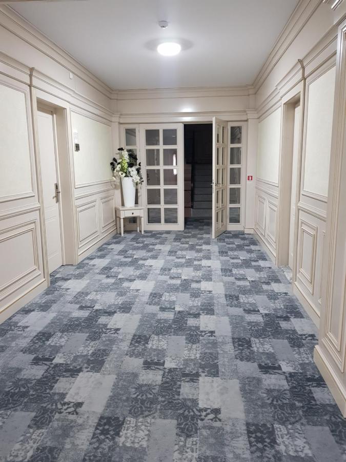 Hotel Coral Valea Lupului  Екстериор снимка